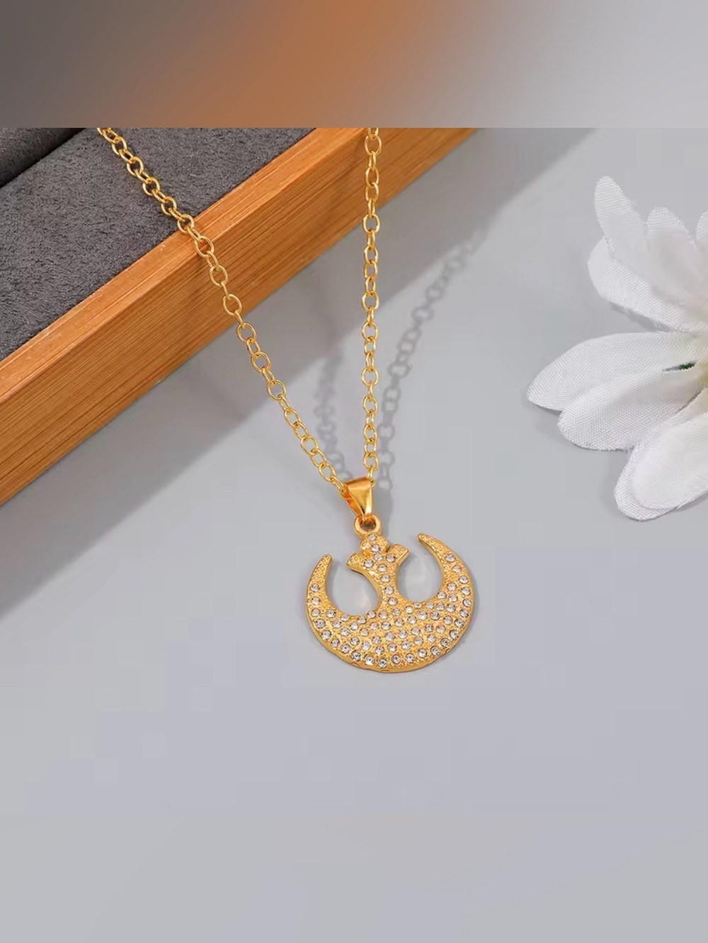 18K Gild Plated Star Wars Rebel Alliance Logo Pendant Necklace CZ Inlay Unisex